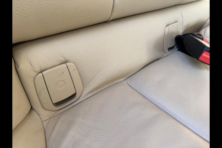 BMW 3-serie 320i Luxury Edition Individual 2018 NAVI LEDER! BMW 3-serie 320i Luxury Edition Individual 2018 NAVI LEDER!