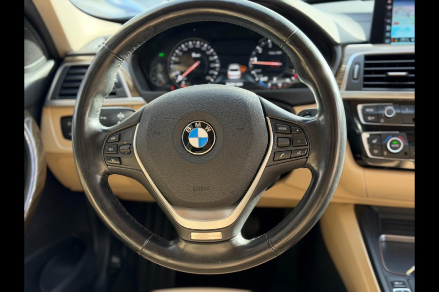 BMW 3-serie 320i Luxury Edition Individual 2018 NAVI LEDER! BMW 3-serie 320i Luxury Edition Individual 2018 NAVI LEDER!