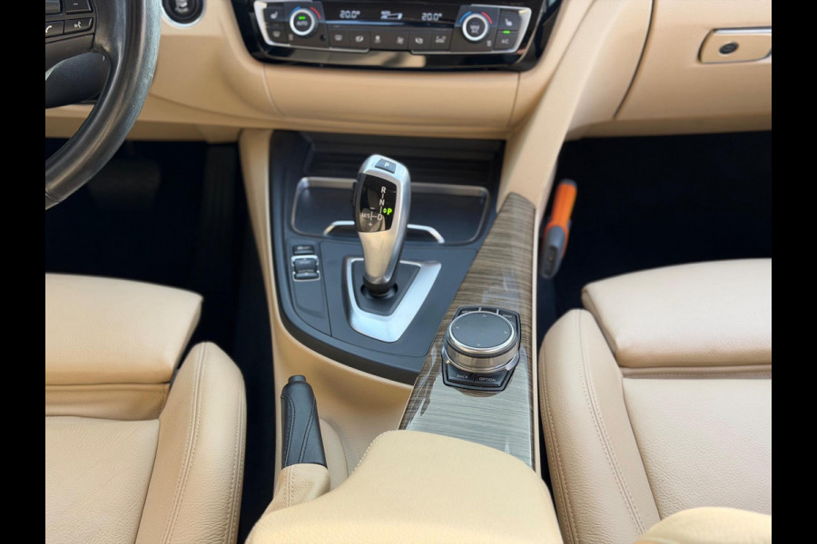 BMW 3-serie 320i Luxury Edition Individual 2018 NAVI LEDER! BMW 3-serie 320i Luxury Edition Individual 2018 NAVI LEDER!