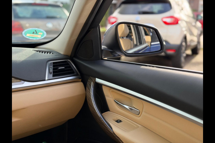 BMW 3-serie 320i Luxury Edition Individual 2018 NAVI LEDER! BMW 3-serie 320i Luxury Edition Individual 2018 NAVI LEDER!