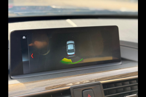 BMW 3-serie 320i Luxury Edition Individual 2018 NAVI LEDER! BMW 3-serie 320i Luxury Edition Individual 2018 NAVI LEDER!