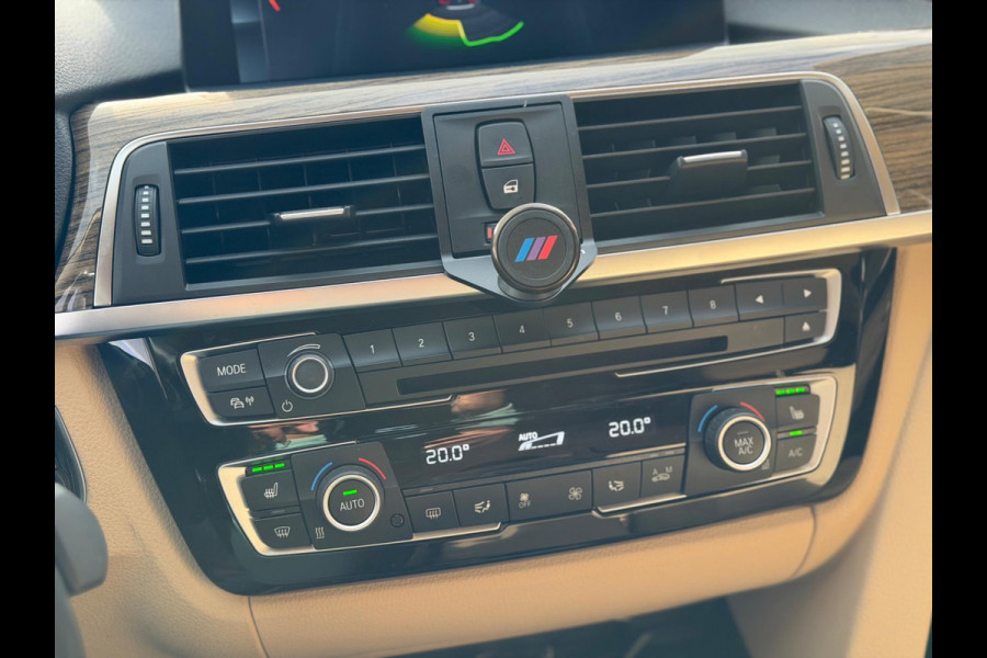 BMW 3-serie 320i Luxury Edition Individual 2018 NAVI LEDER! BMW 3-serie 320i Luxury Edition Individual 2018 NAVI LEDER!