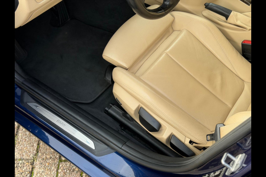 BMW 3-serie 320i Luxury Edition Individual 2018 NAVI LEDER! BMW 3-serie 320i Luxury Edition Individual 2018 NAVI LEDER!