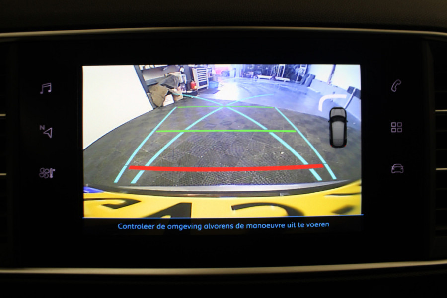 Peugeot 308 1.2 PureTech Blue Lease