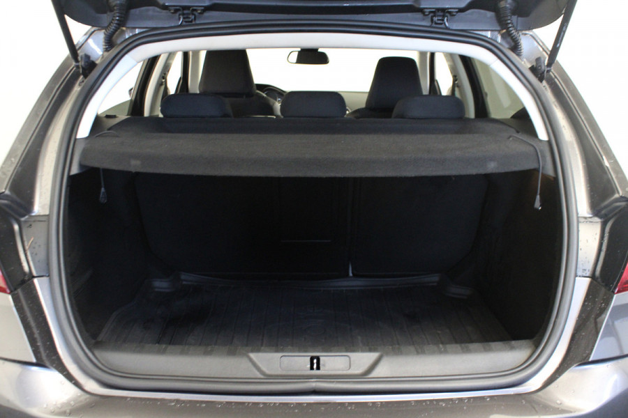 Peugeot 308 1.2 PureTech Blue Lease