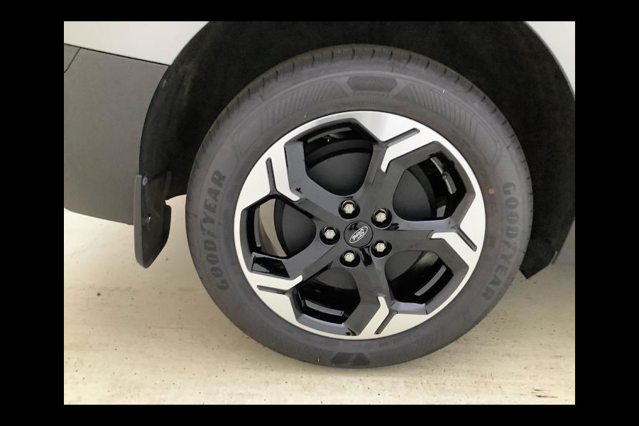 Ford E-Transit Cour. Limited 44 kWh 136pk | Winterpack | Verlengde fabrieks garantie tot 08-2029 Ford E-Transit Cour. Limited 44 kWh 136pk | Winterpack | Verlengde fabrieks garantie tot 08-2029