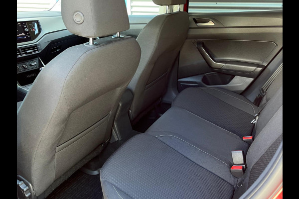 Volkswagen Polo 1.0 TSI Comfortline Business/Car play/Fcaelift/Navi(Ferrari Red)