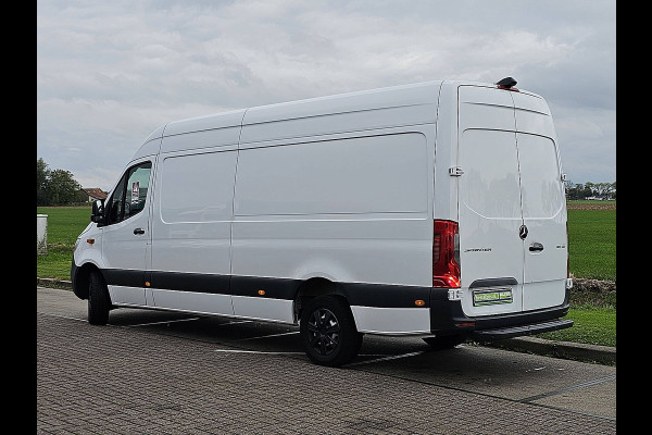 Mercedes-Benz Sprinter 317 1.9 CDI L3H2 Navi Airco Mbux 360- Gr.-Camera Cruise Euro6 170 PK Mercedes-Benz Sprinter 317 1.9 CDI L3H2 Navi Airco Mbux 360- Gr.-Camera Cruise Euro6 170 PK