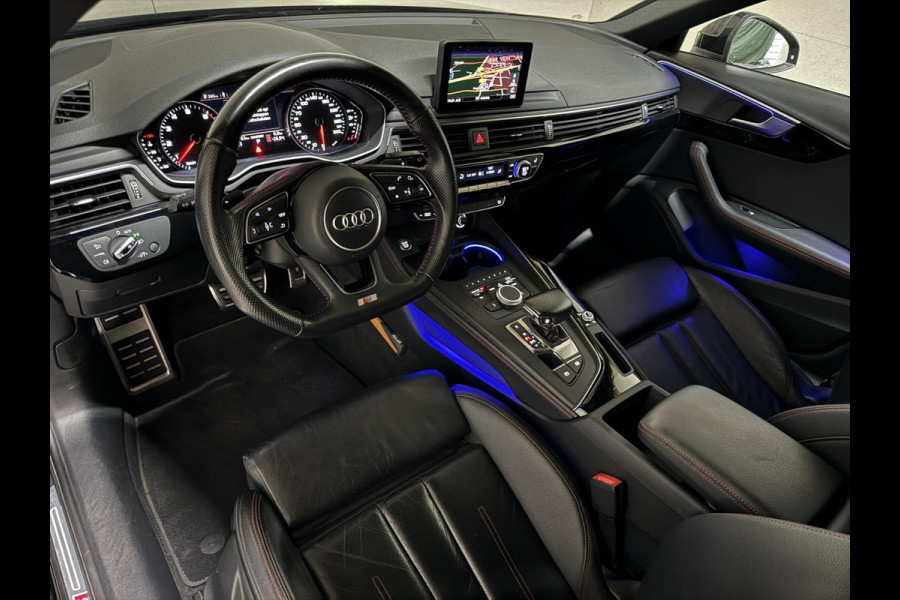 Audi A4 Avant 1.4 TFSI S-Line Black Edition CarPlay Leer Sfeer Trekh. NAP Audi A4 Avant 1.4 TFSI S-Line Black Edition CarPlay Leer Sfeer Trekh. NAP