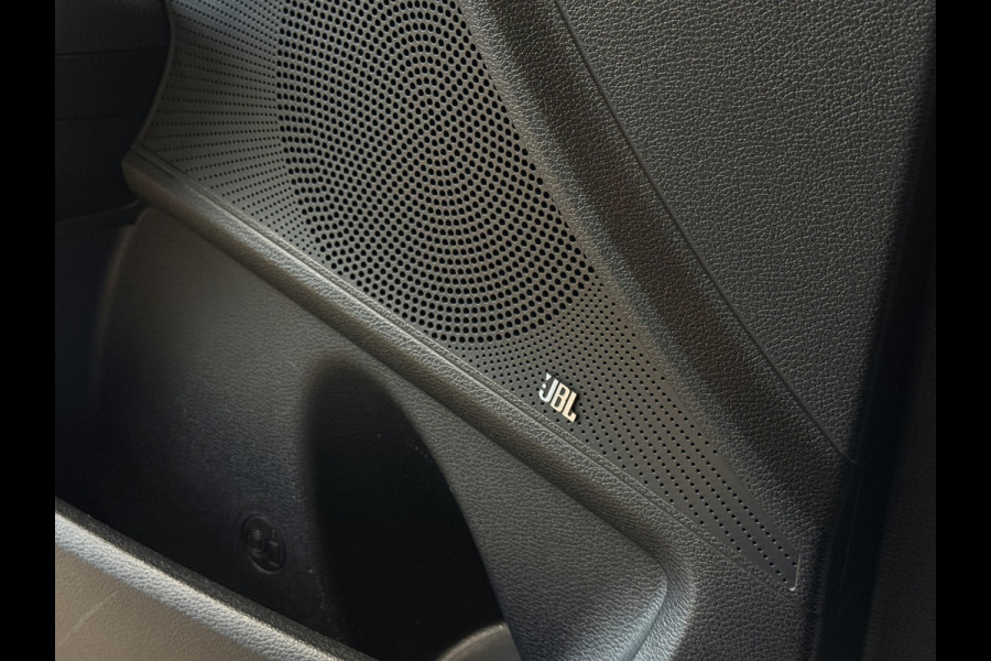 Kia ProCeed 1.6 T-GDI GT 205pk | Groot Navi | 18" | JBL | ACC | Blindspot | Camera | Perfect onderhouden.