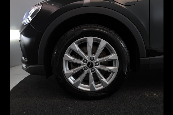 Audi Q3 45 TFSI e Business Edition 245 pk S-tronic | Navigatie | Parkeersensoren | Achteruitrijcamera | Adaptieve cruise control | Stoelverwarming | S-Line interieur | Audi Q3 45 TFSI e Business Edition 245 pk S-tronic | Navigatie | Parkeersensoren | Achteruitrijcamera | Adaptieve cruise control | Stoelverwarming | S-Line interieur |