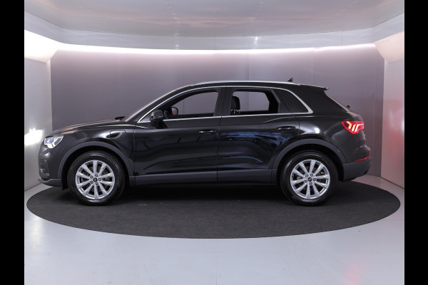 Audi Q3 45 TFSI e Business Edition 245 pk S-tronic | Navigatie | Parkeersensoren | Achteruitrijcamera | Adaptieve cruise control | Stoelverwarming | S-Line interieur | Audi Q3 45 TFSI e Business Edition 245 pk S-tronic | Navigatie | Parkeersensoren | Achteruitrijcamera | Adaptieve cruise control | Stoelverwarming | S-Line interieur |