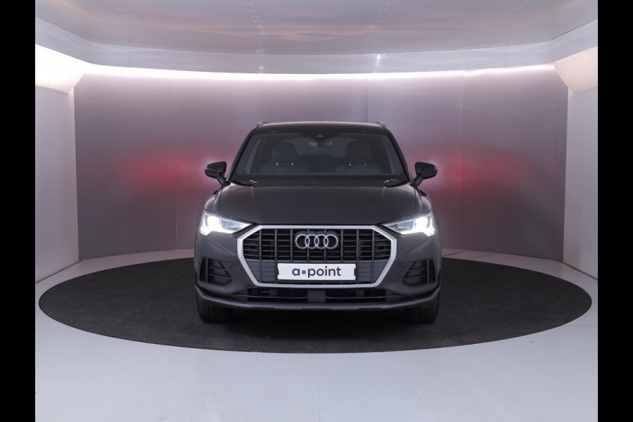 Audi Q3 45 TFSI e Business Edition 245 pk S-tronic | Navigatie | Parkeersensoren | Achteruitrijcamera | Adaptieve cruise control | Stoelverwarming | S-Line interieur | Audi Q3 45 TFSI e Business Edition 245 pk S-tronic | Navigatie | Parkeersensoren | Achteruitrijcamera | Adaptieve cruise control | Stoelverwarming | S-Line interieur |