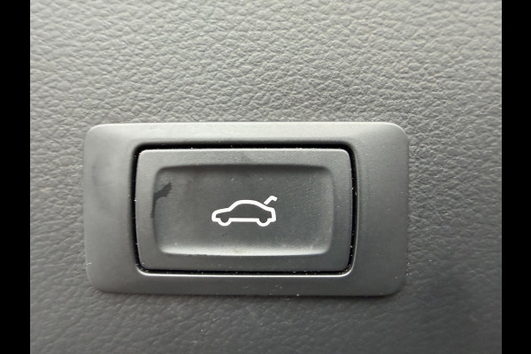 Audi A6 Avant 1.8 TFSI ultra S line 3x Edition panoramadak Audi A6 Avant 1.8 TFSI ultra S line 3x Edition panoramadak