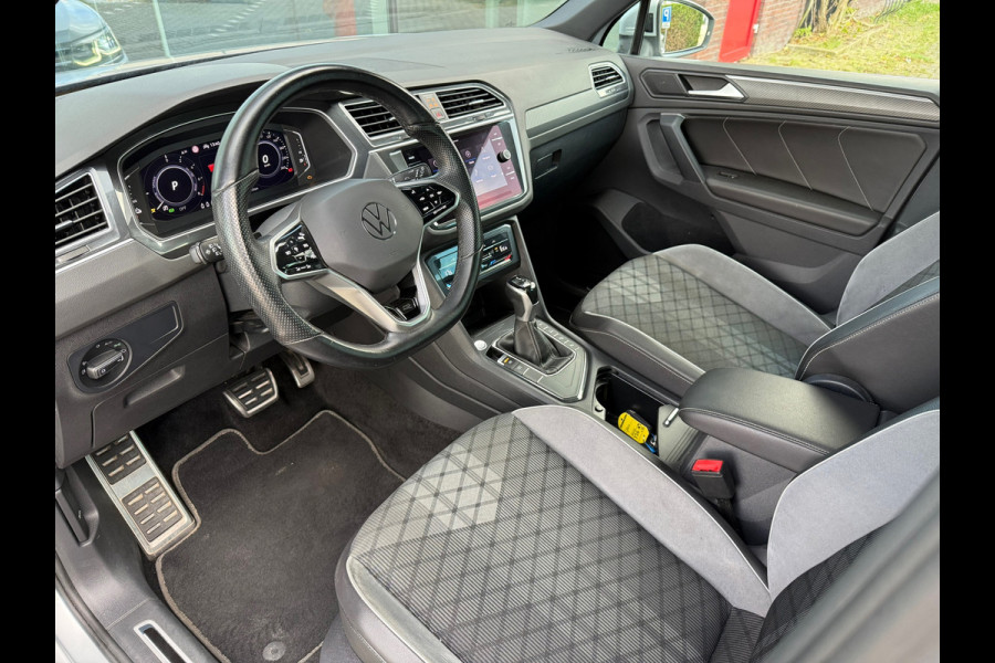 Volkswagen Tiguan 1.4 TSI eHybrid R-Line Business+ - Automaat - Climate - Navi - Camera - Parkeerhulp