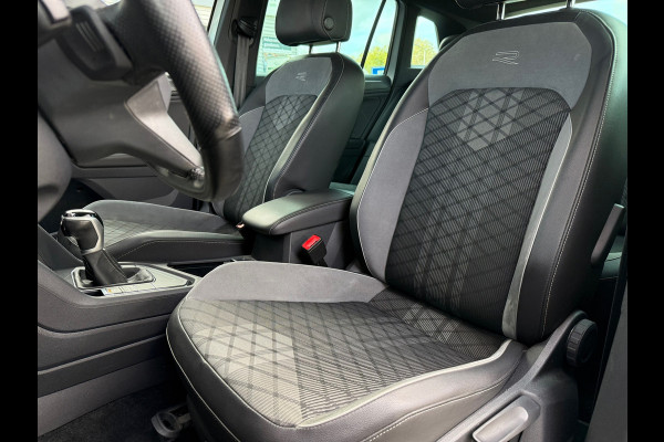Volkswagen Tiguan 1.4 TSI eHybrid R-Line Business+ - Automaat - Climate - Navi - Camera - Parkeerhulp