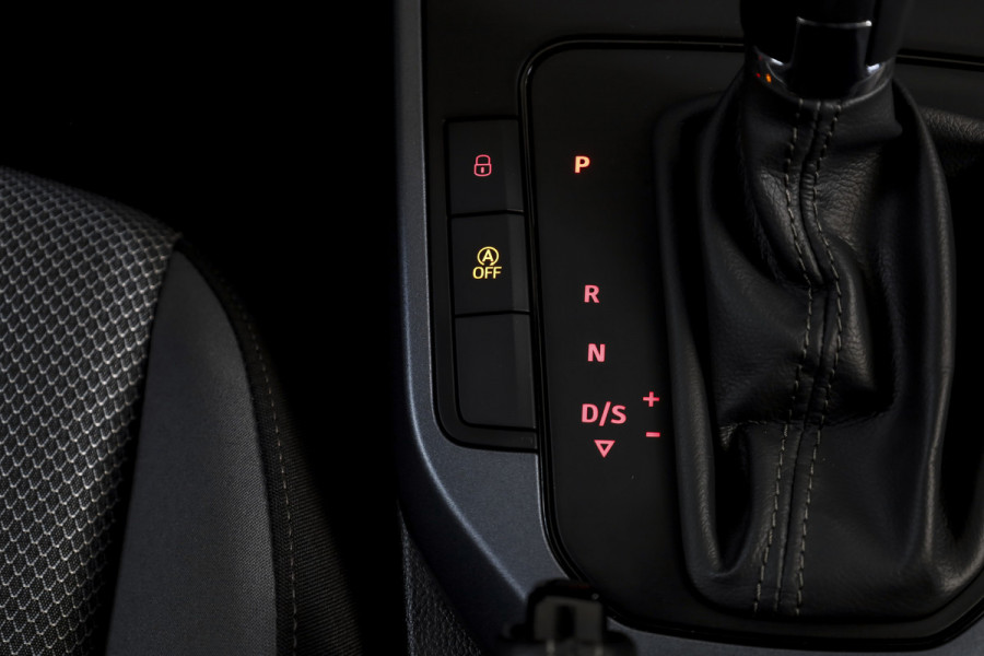 Seat Arona 1.0 TSI 116 PK Xcellence - Automaat | Cruise | Stoelverw. | PDC | NAV+App. Connect | ECC | DAB | LM 17" | Trekhaak |