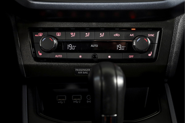 Seat Arona 1.0 TSI 116 PK Xcellence - Automaat | Cruise | Stoelverw. | PDC | NAV+App. Connect | ECC | DAB | LM 17" | Trekhaak |