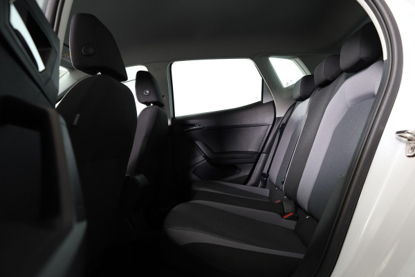 Seat Arona 1.0 TSI 116 PK Xcellence - Automaat | Cruise | Stoelverw. | PDC | NAV+App. Connect | ECC | DAB | LM 17" | Trekhaak |