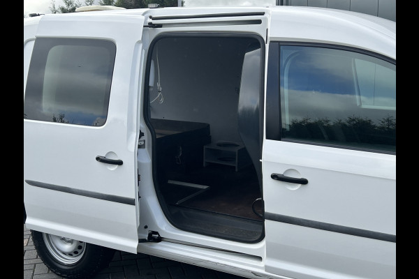 Volkswagen Caddy 2.0 TDI 123 PK / L2H1 / 4X4 / 4MOTION / 1e EIG. / TREKHAAK / INRICHTING / AIRCO / CRUISE / BLUETOOTH / PDC