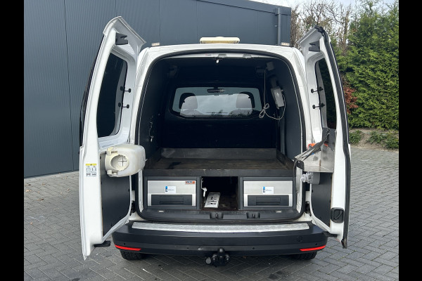 Volkswagen Caddy 2.0 TDI 123 PK / L2H1 / 4X4 / 4MOTION / 1e EIG. / TREKHAAK / INRICHTING / AIRCO / CRUISE / BLUETOOTH / PDC