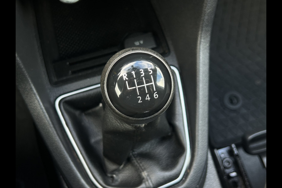 Volkswagen Caddy 2.0 TDI 123 PK / L2H1 / 4X4 / 4MOTION / 1e EIG. / TREKHAAK / INRICHTING / AIRCO / CRUISE / BLUETOOTH / PDC