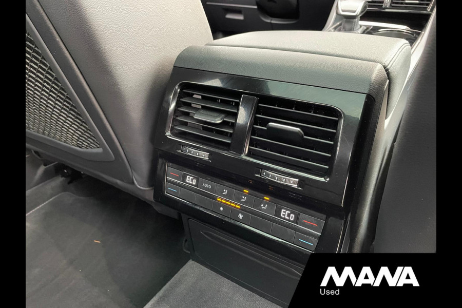 Volkswagen Touareg 3.0TDI V6 286PK 3x R-Line Leder interieur Panoramadak Trekhaak