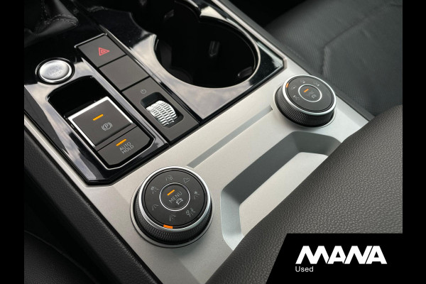 Volkswagen Touareg 3.0TDI V6 286PK 3x R-Line Leder interieur Panoramadak Trekhaak