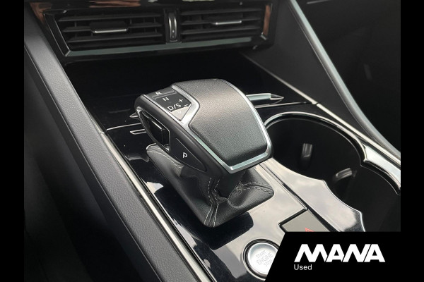 Volkswagen Touareg 3.0TDI V6 286PK 3x R-Line Leder interieur Panoramadak Trekhaak