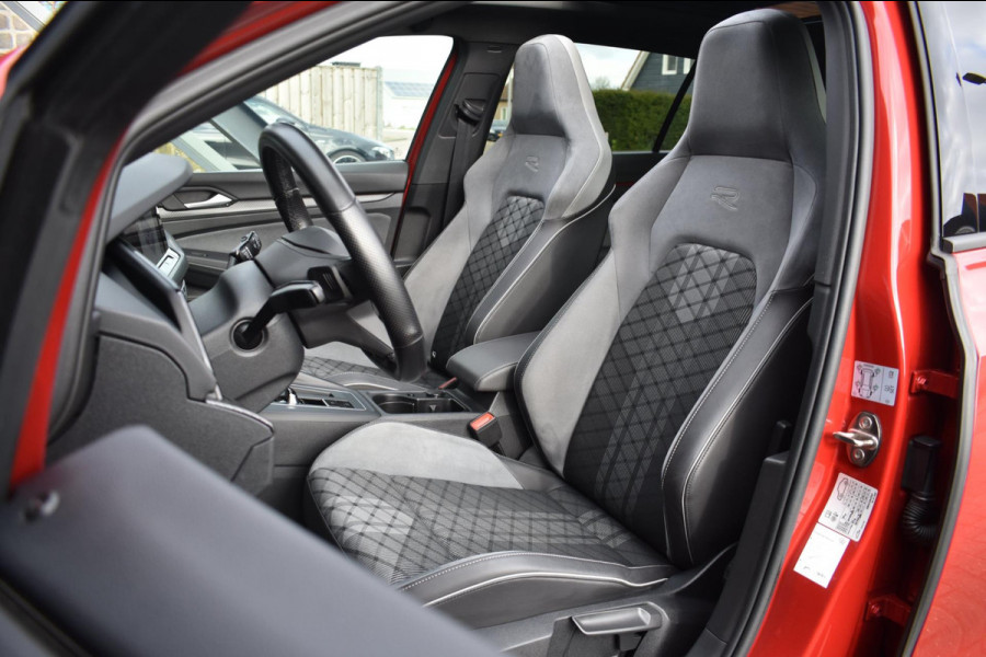 Volkswagen GOLF Variant 1.5 eTSI R-Line | MAXTON | IQ-LIGHT | PANORAMADAK | APPLE CARPLAY | ANDROID AUTO | CAMERA