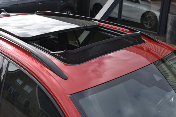 Volkswagen GOLF Variant 1.5 eTSI R-Line | MAXTON | IQ-LIGHT | PANORAMADAK | APPLE CARPLAY | ANDROID AUTO | CAMERA