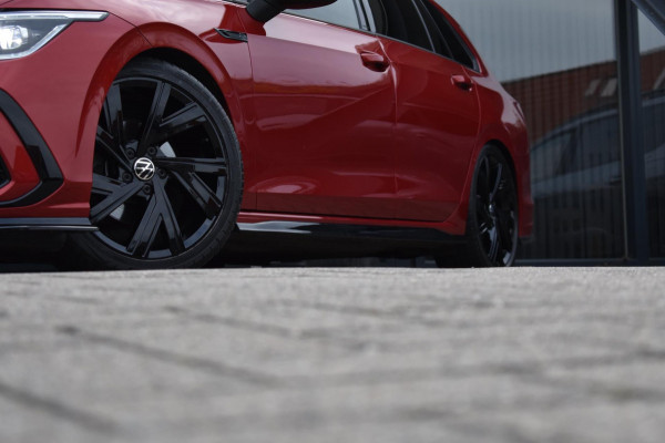 Volkswagen GOLF Variant 1.5 eTSI R-Line | MAXTON | IQ-LIGHT | PANORAMADAK | APPLE CARPLAY | ANDROID AUTO | CAMERA