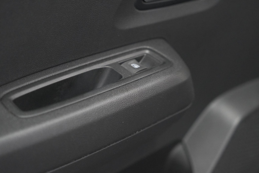 Dacia SANDERO Stepway TCe 100 Bi-Fuel Comfort | Camera | Apple Carplay | Navigatie | Parkeersensoren