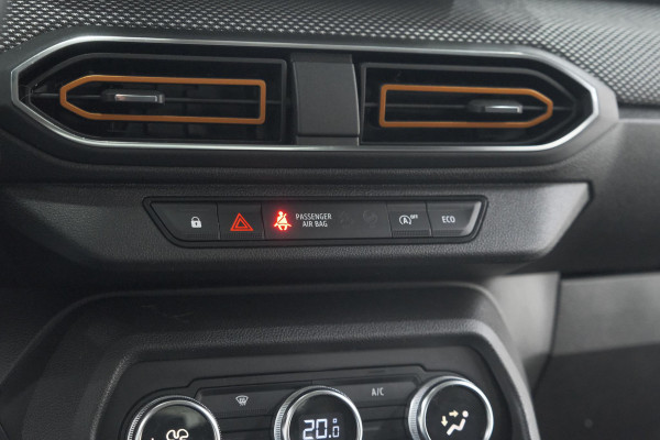 Dacia SANDERO Stepway TCe 100 Bi-Fuel Comfort | Camera | Apple Carplay | Navigatie | Parkeersensoren