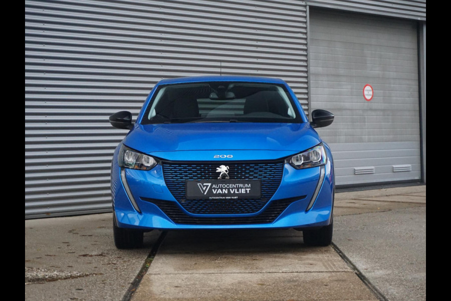 Peugeot e-208 EV Allure Pack 50 kWh Afn. Trekhaak | Soh 96%