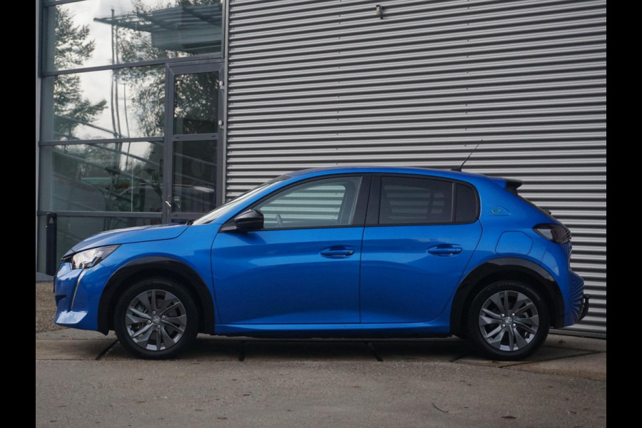 Peugeot e-208 EV Allure Pack 50 kWh Afn. Trekhaak | Soh 96%