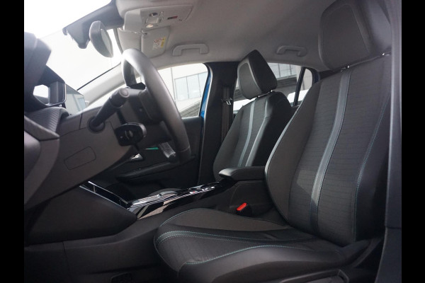 Peugeot e-208 EV Allure Pack 50 kWh Afn. Trekhaak | Soh 96%