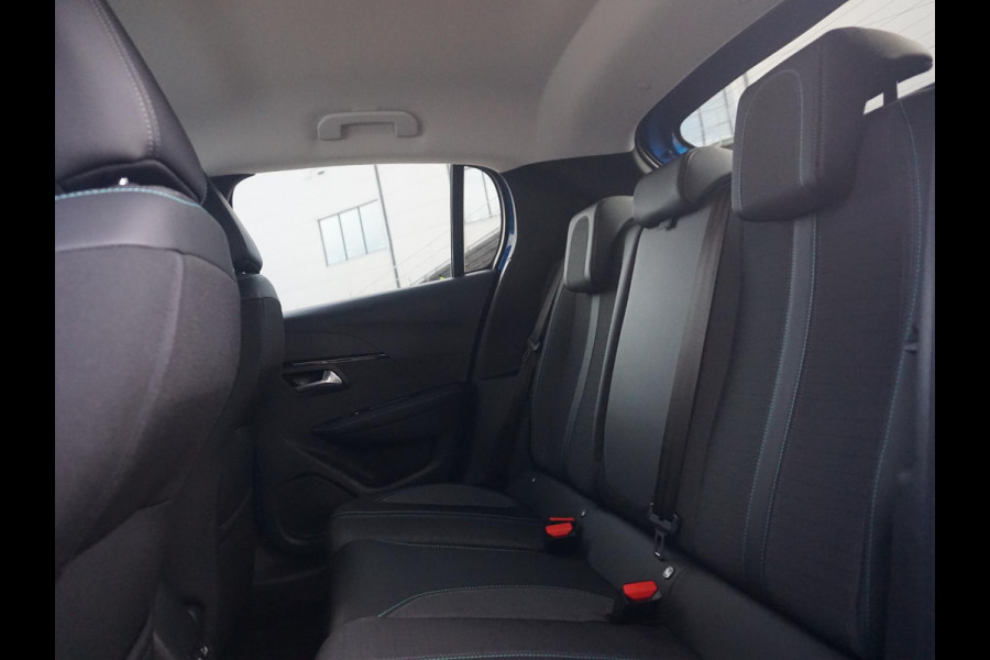 Peugeot e-208 EV Allure Pack 50 kWh Afn. Trekhaak | Soh 96%
