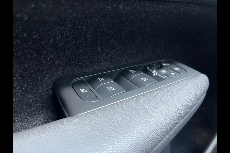 Volvo XC40 1.5 T5 Recharge Inscription | Pano | Leder | Blindspot | Elektr Achterklep | Full LED | (occasion)