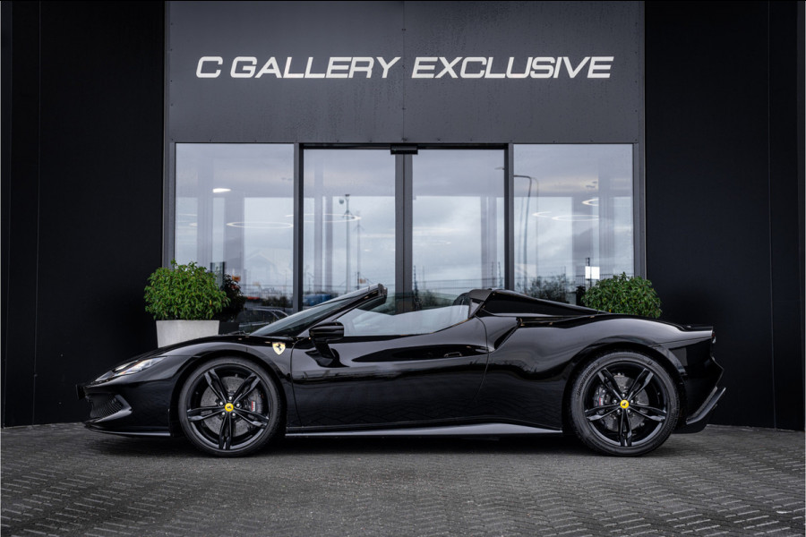 Ferrari 296 GTS 3.0 V6 - Daytona Racing Seats | Lift  | Passenger Display | Carbon | JBL