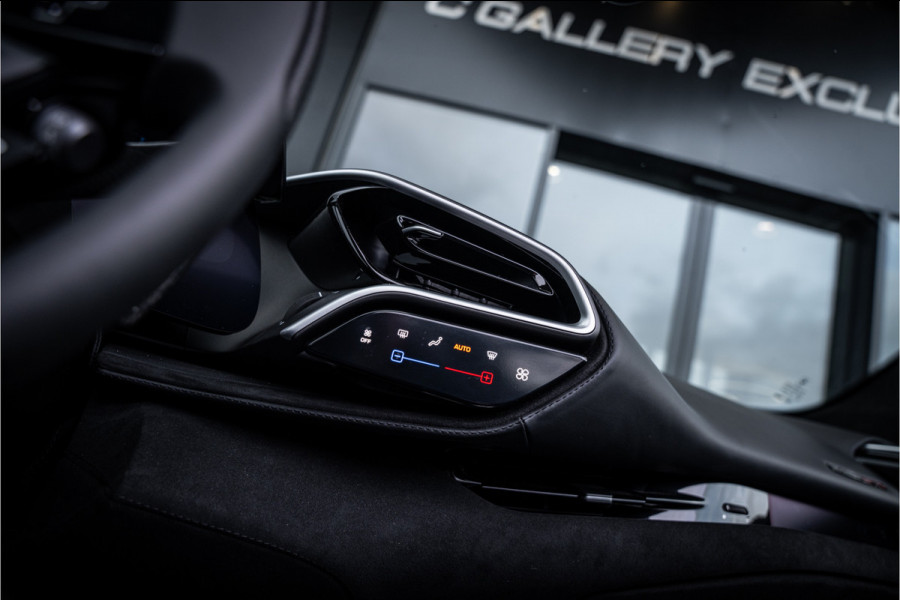 Ferrari 296 GTS 3.0 V6 - Daytona Racing Seats | Lift  | Passenger Display | Carbon | JBL