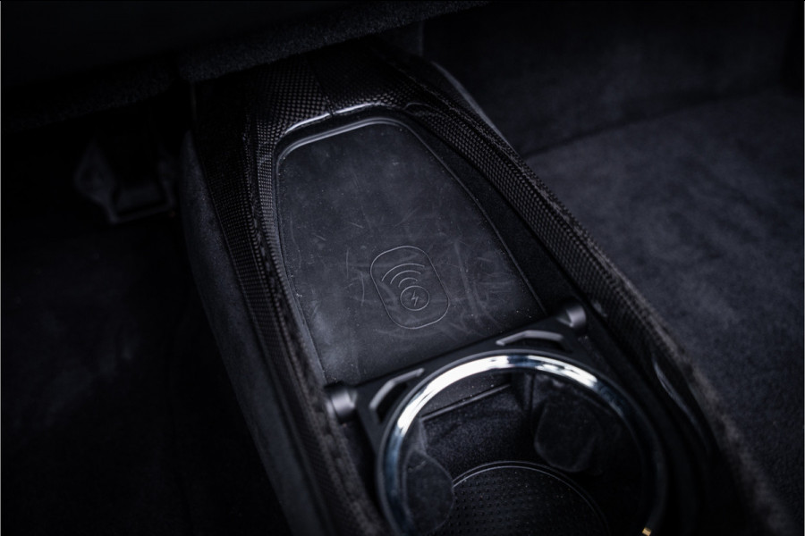 Ferrari 296 GTS 3.0 V6 - Daytona Racing Seats | Lift  | Passenger Display | Carbon | JBL