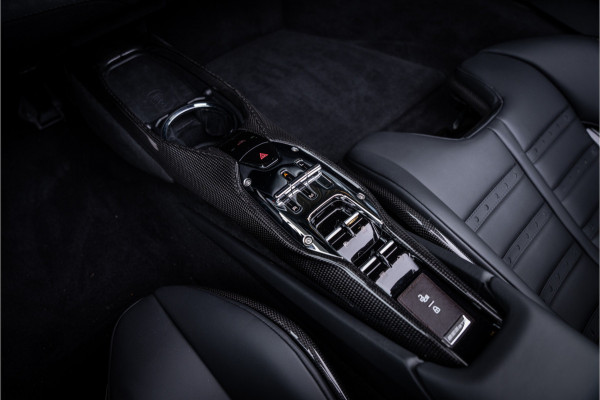 Ferrari 296 GTS 3.0 V6 - Daytona Racing Seats | Lift  | Passenger Display | Carbon | JBL