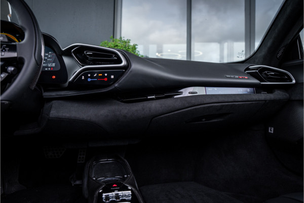 Ferrari 296 GTS 3.0 V6 - Daytona Racing Seats | Lift  | Passenger Display | Carbon | JBL