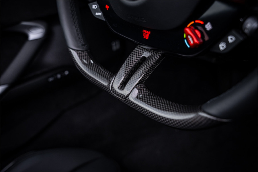 Ferrari 296 GTS 3.0 V6 - Daytona Racing Seats | Lift  | Passenger Display | Carbon | JBL