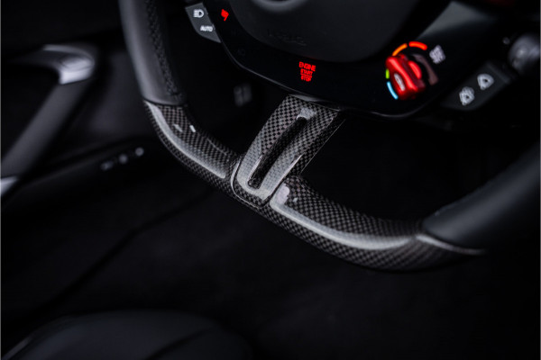 Ferrari 296 GTS 3.0 V6 - Daytona Racing Seats | Lift  | Passenger Display | Carbon | JBL