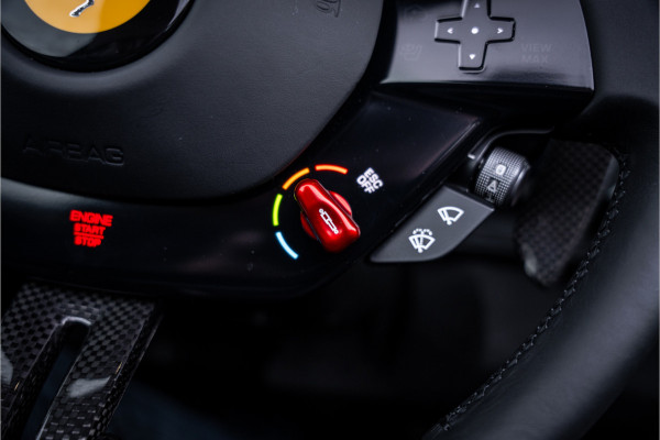 Ferrari 296 GTS 3.0 V6 - Daytona Racing Seats | Lift  | Passenger Display | Carbon | JBL