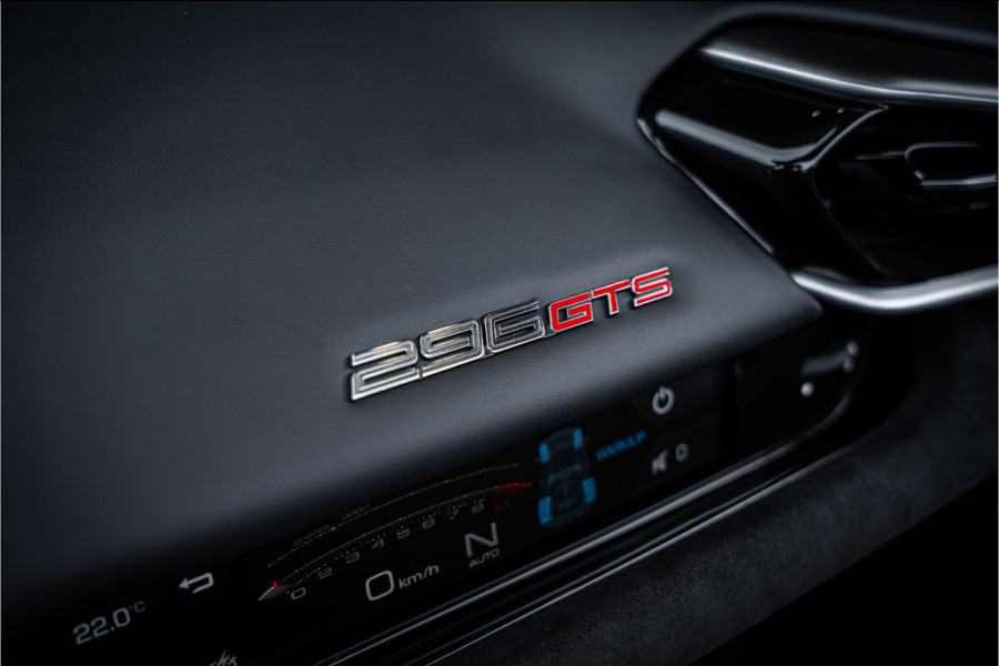 Ferrari 296 GTS 3.0 V6 - Daytona Racing Seats | Lift  | Passenger Display | Carbon | JBL