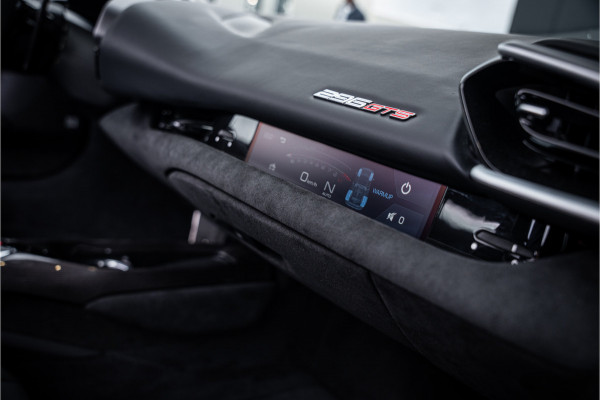 Ferrari 296 GTS 3.0 V6 - Daytona Racing Seats | Lift  | Passenger Display | Carbon | JBL