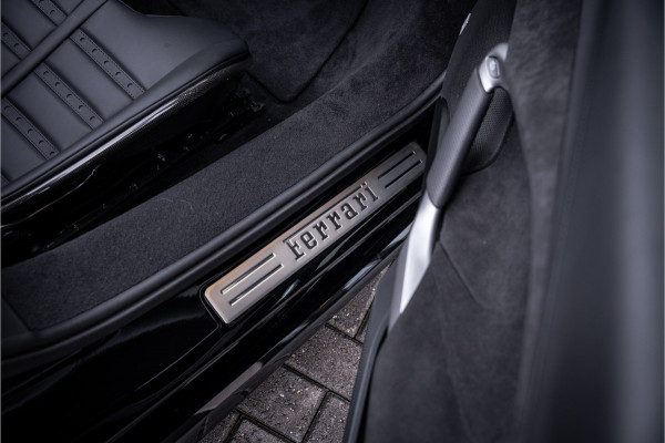 Ferrari 296 GTS 3.0 V6 - Daytona Racing Seats | Lift  | Passenger Display | Carbon | JBL